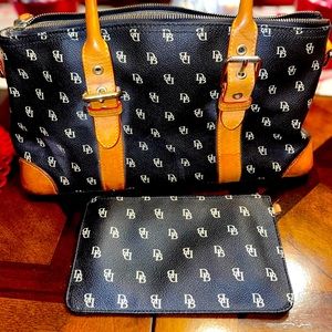 EUC Dooney and Bourke signature bag with matching zip coin wallet.